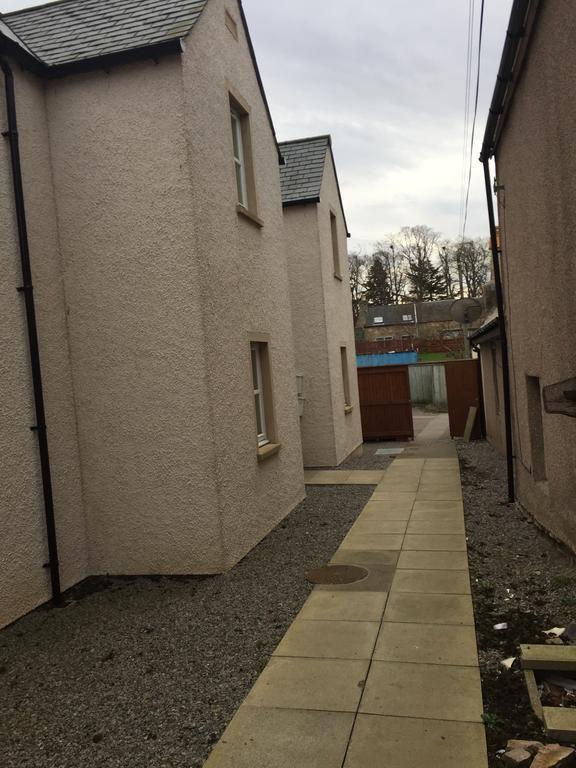 6 Varis Apartments Forres Eksteriør billede